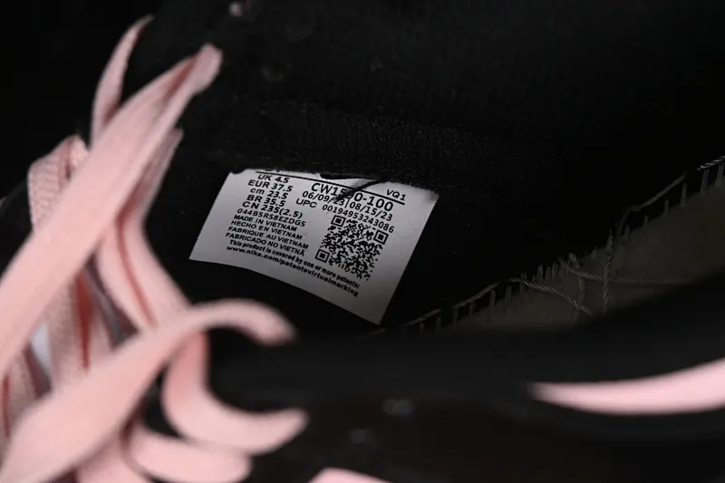 All categories Nk SB Dunk series Nk SB Dunk Low low-top sneakers Nk SB Dunk Low black and pink low-top casual sneakers CW1590-100